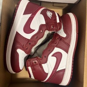 30$ used in good condition like new! for children size 8!